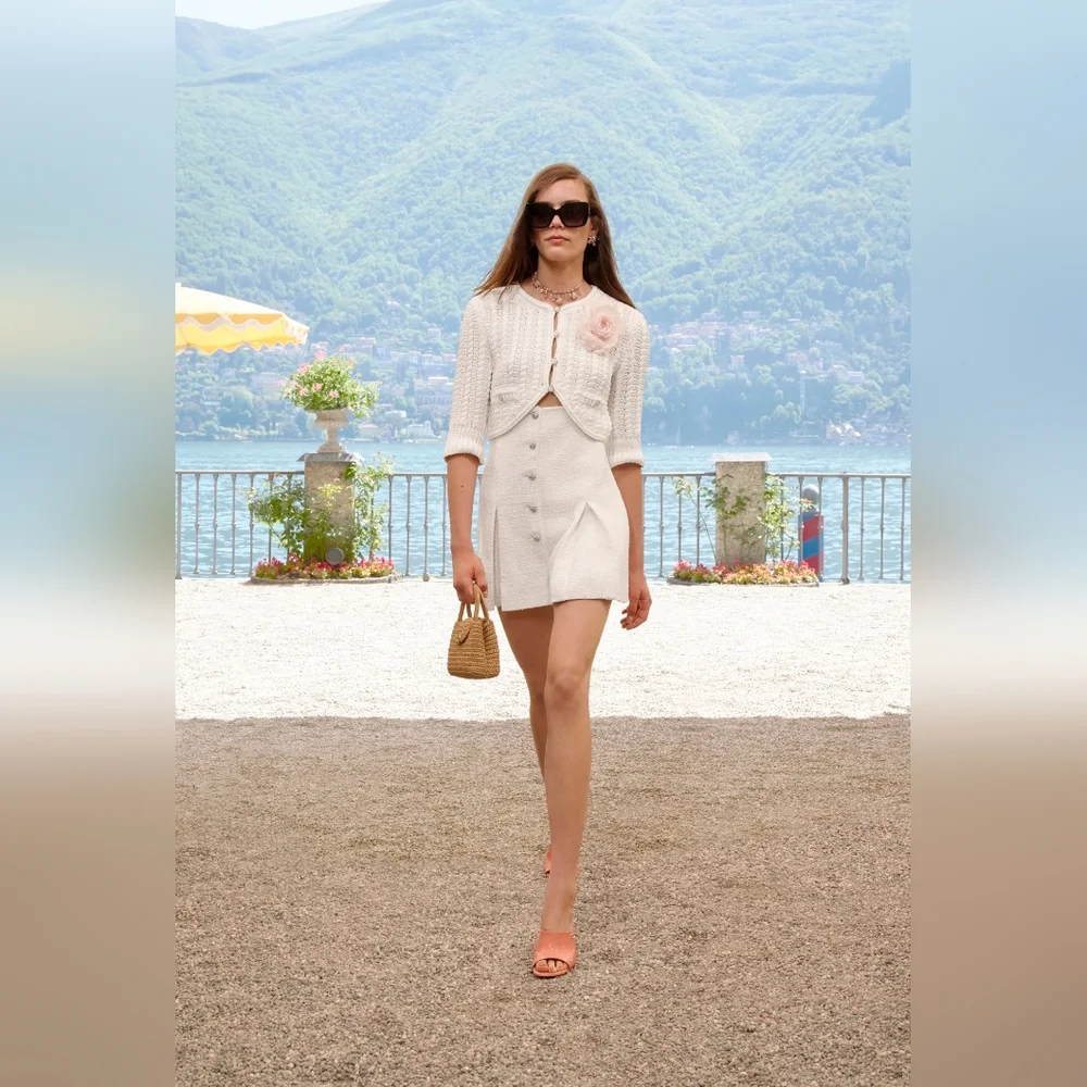 MSRP$800 NEW! AUTHENTICATED CHANEL Butterfly Sunglasses Acetate  Mother of Pearl - Picture 11 of 15